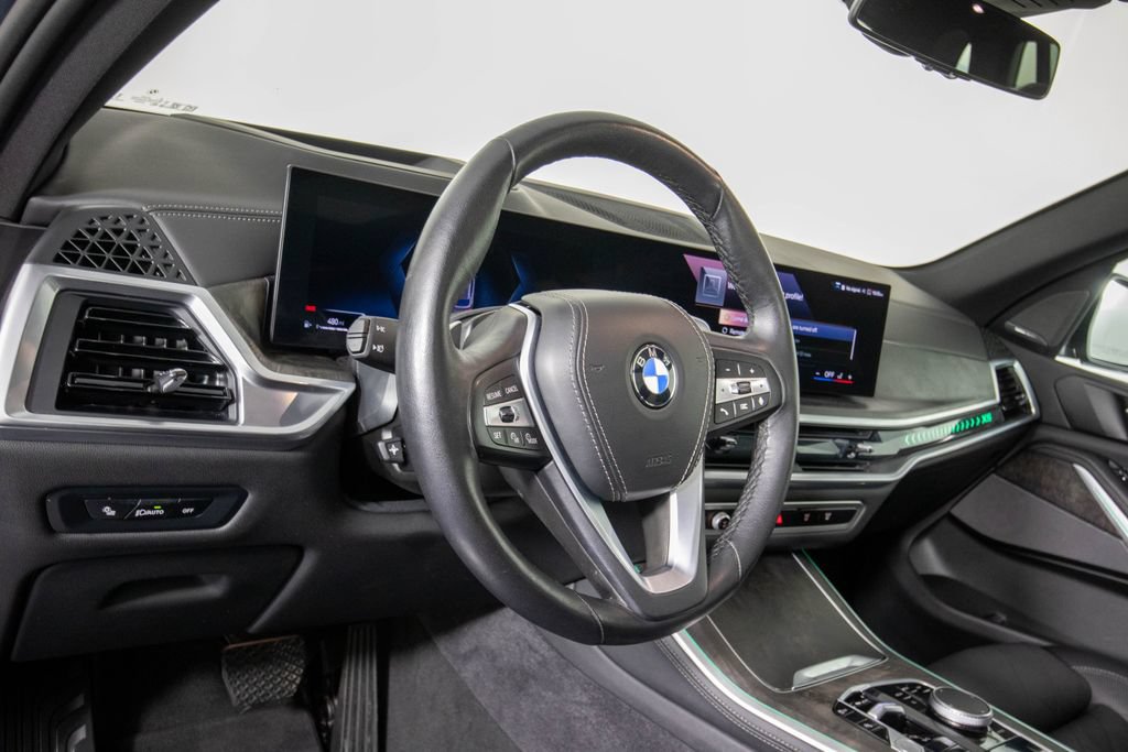 Used 2026 BMW X5 xDrive40i AWD/4WD image 17