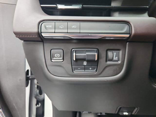 Used 2021 Cadillac Escalade Sport Platinum RWD image 18