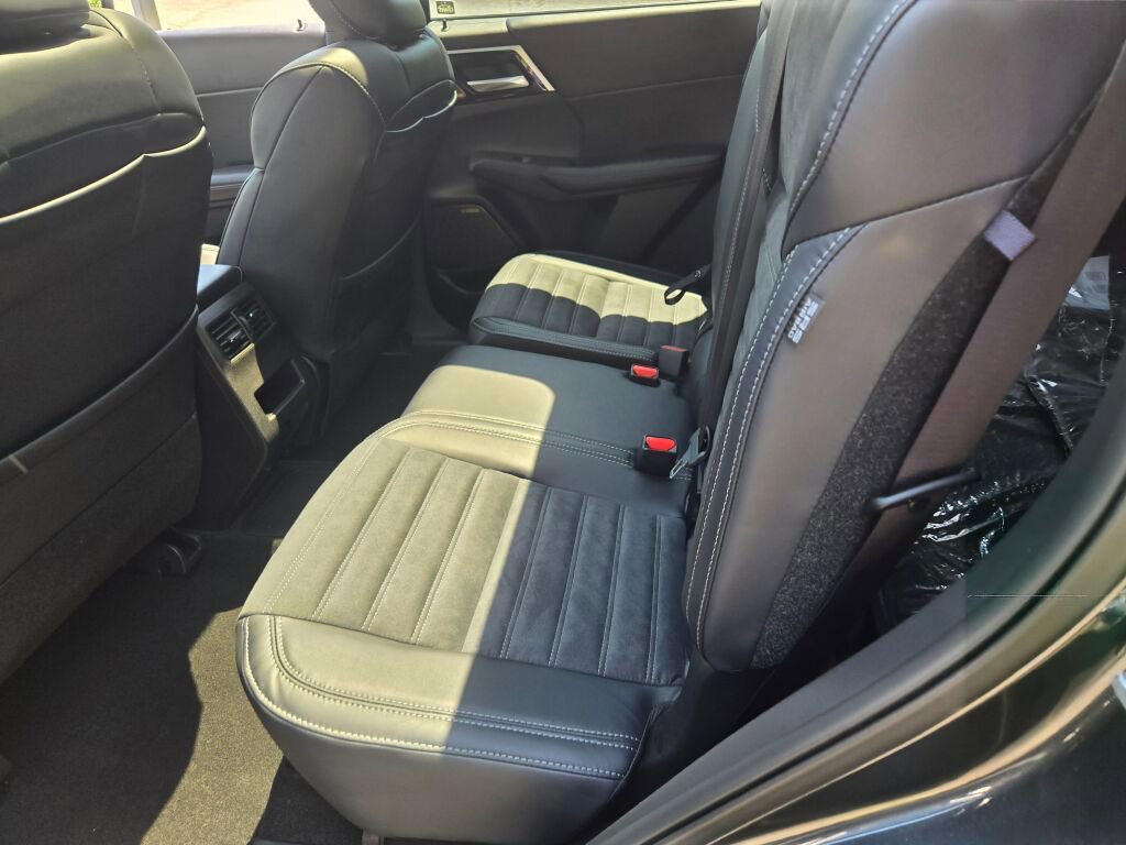New 2026 Mitsubishi Outlander SE AWD/4WD image 15