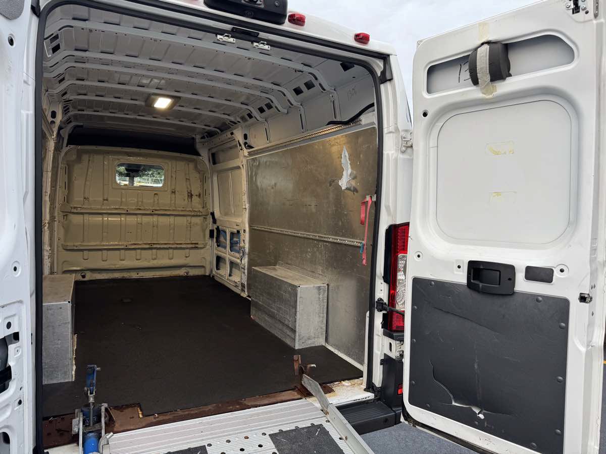 Used 2018 RAM ProMaster 3500 w/ Mopar Trailer Tow Group FWD image 32