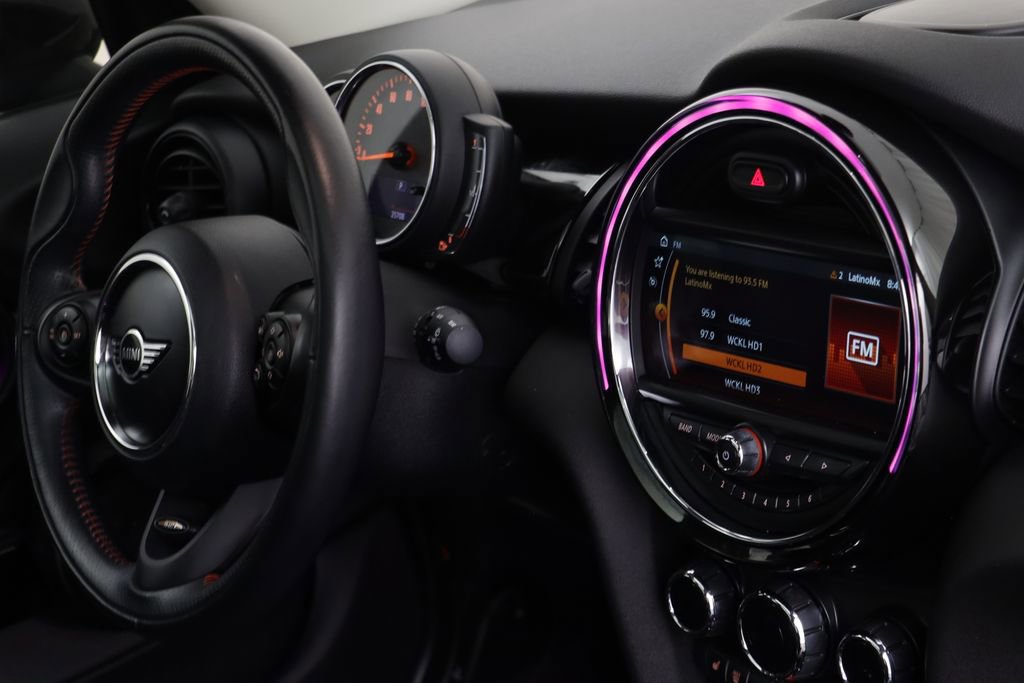 Used 2019 MINI Cooper S w/ Signature Upholstery Package image 22