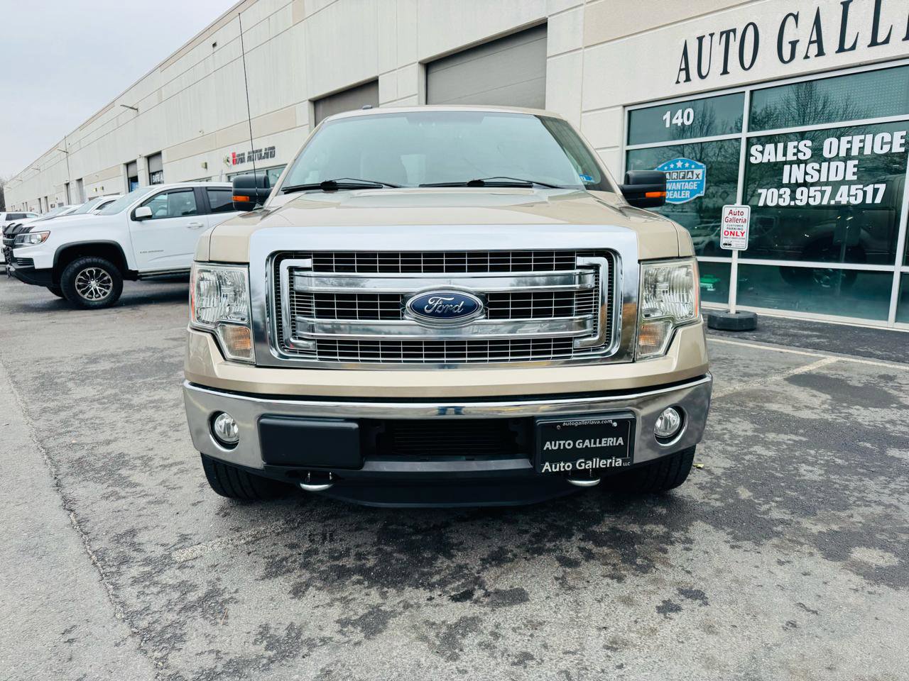 Used 2013 Ford F150 XLT w/ XLT Chrome Pkg image 3