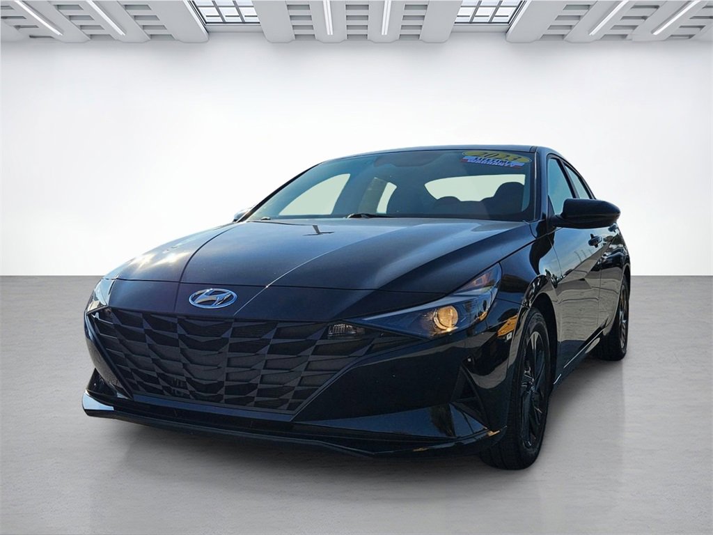 Used 2023 Hyundai Elantra Blue image 9