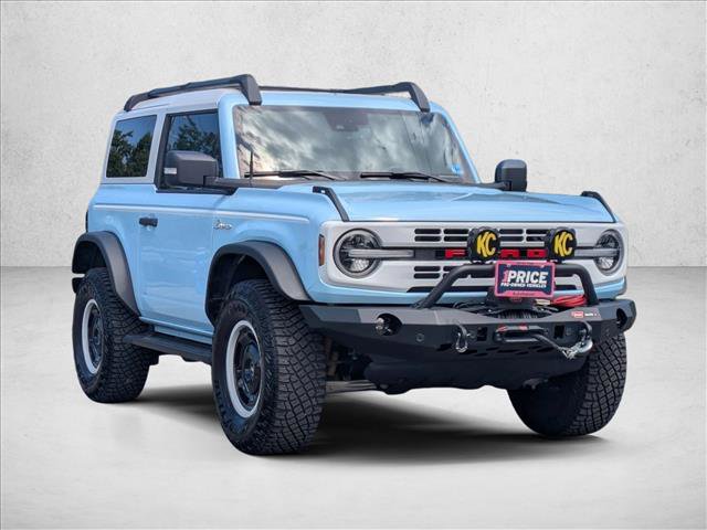 Used 2024 Ford Bronco Heritage Edition AWD/4WD image 3