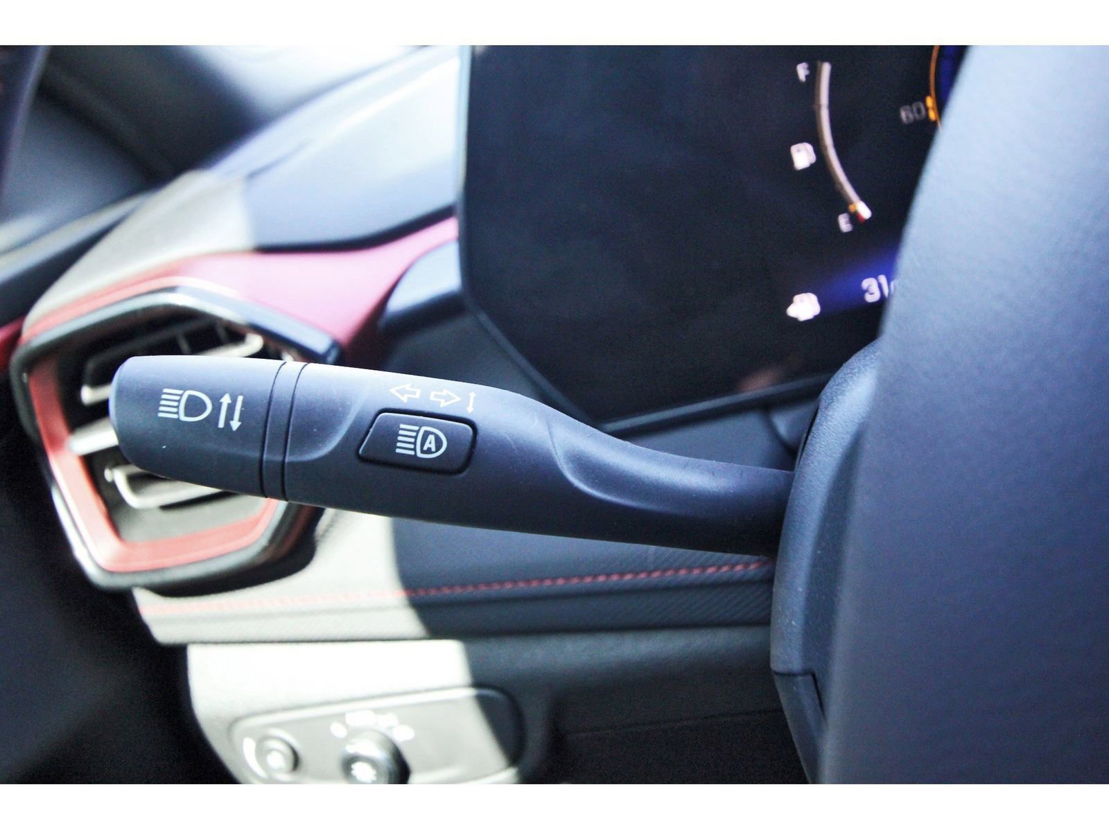 Used 2024 Chevrolet TrailBlazer RS w/ Convenience Package image 20