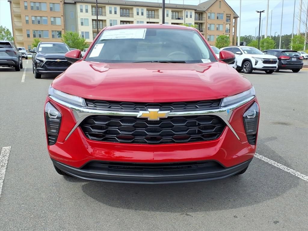 New 2026 Chevrolet Trax LS w/ LS Convenience Package FWD image 32