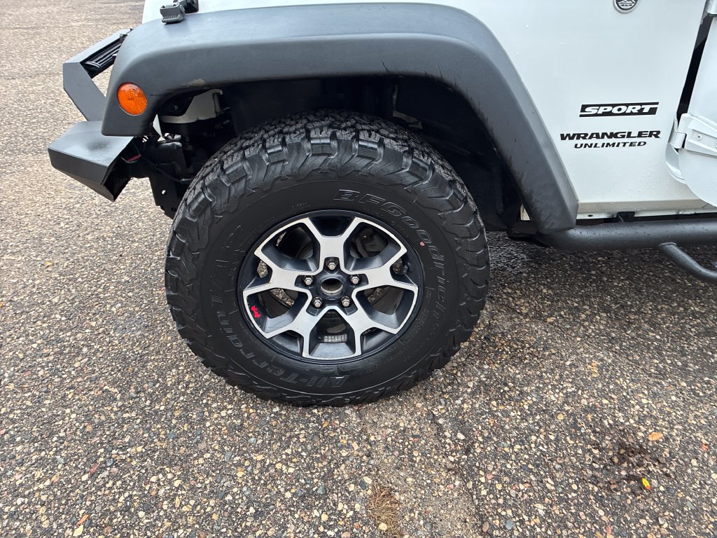 Used 2017 Jeep Wrangler Unlimited Sport w/ Quick Order Package 24S AWD/4WD image 27