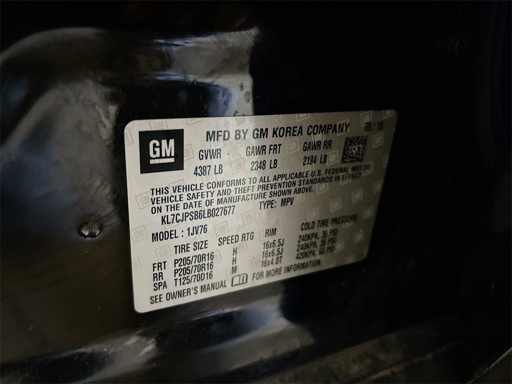 Used 2020 Chevrolet Trax LT w/ LT Convenience Package image 29