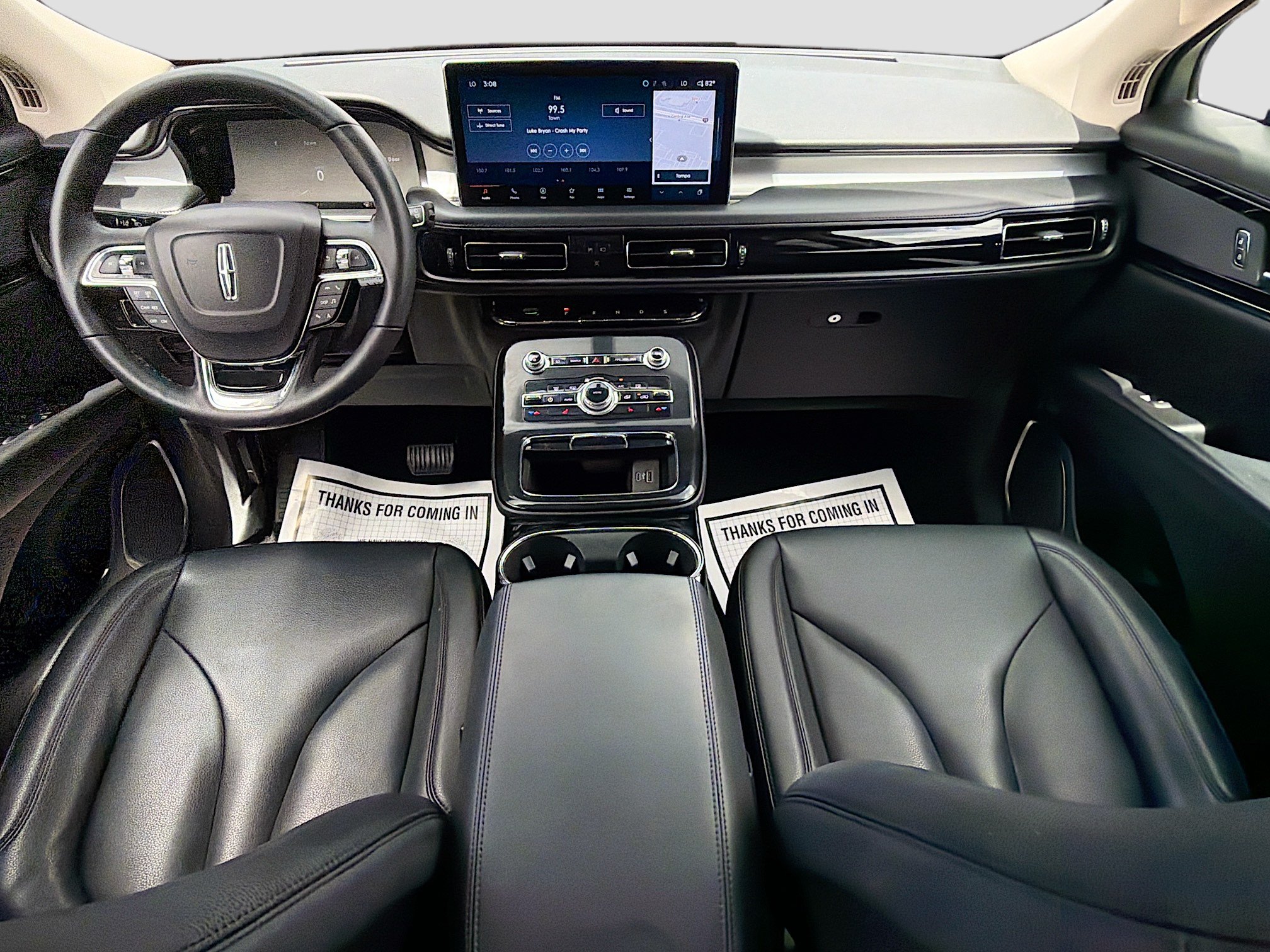 Used 2022 Lincoln Nautilus FWD w/ Premium Package image 15