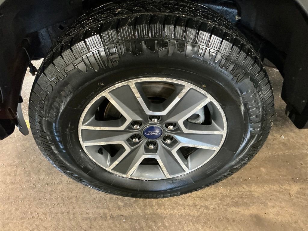 Used 2016 Ford F150 XLT w/ Equipment Group 301A Mid image 11