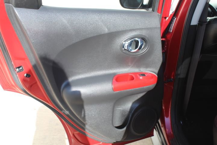 Used 2012 Nissan Juke SL image 29