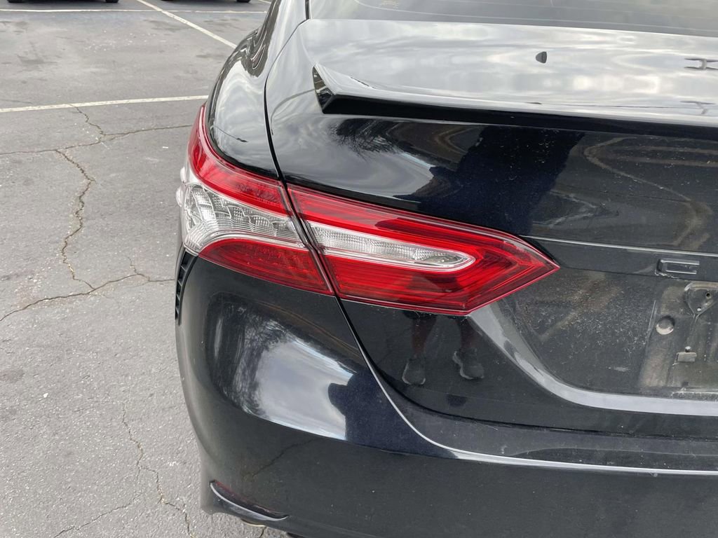 Used 2020 Toyota Camry XSE image 20