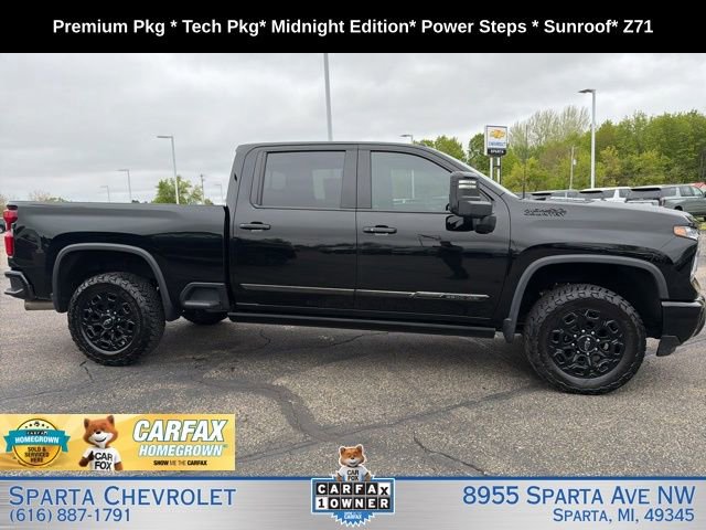 Used 2024 Chevrolet Silverado 2500 High Country w/ High Country Premium Package AWD/4WD image 2