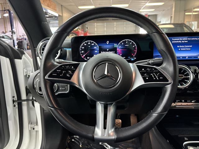 Used 2025 Mercedes-Benz CLA 250 4MATIC image 6
