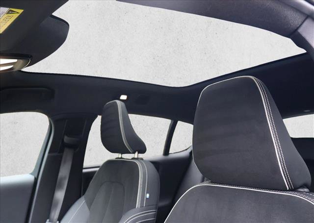 Used 2023 Volvo C40 P8 Recharge Plus AWD/4WD image 19