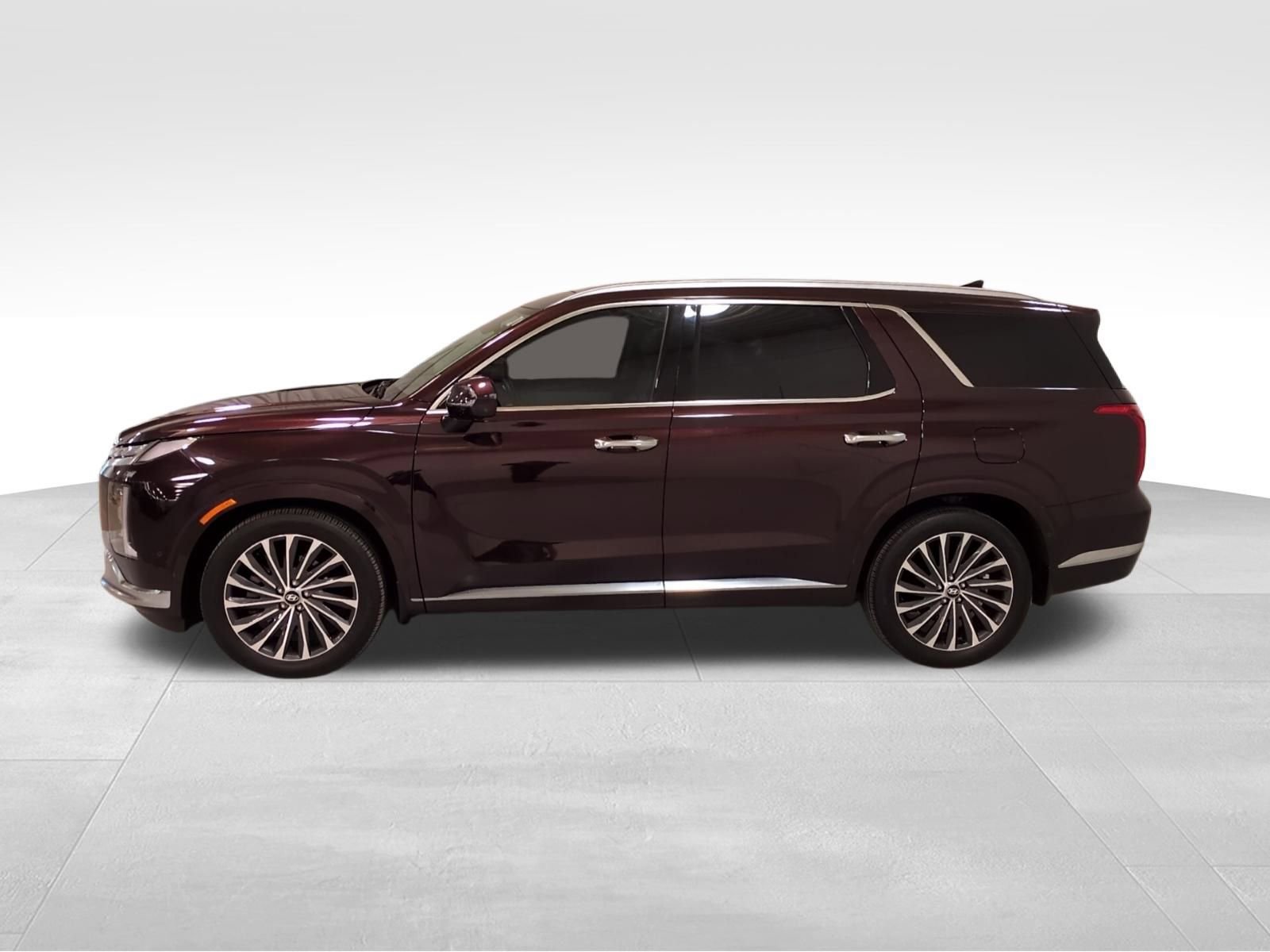 Used 2023 Hyundai Palisade Calligraphy image 7