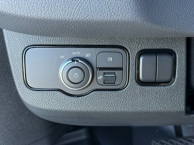 Used 2024 Mercedes-Benz Sprinter 4500 image 14