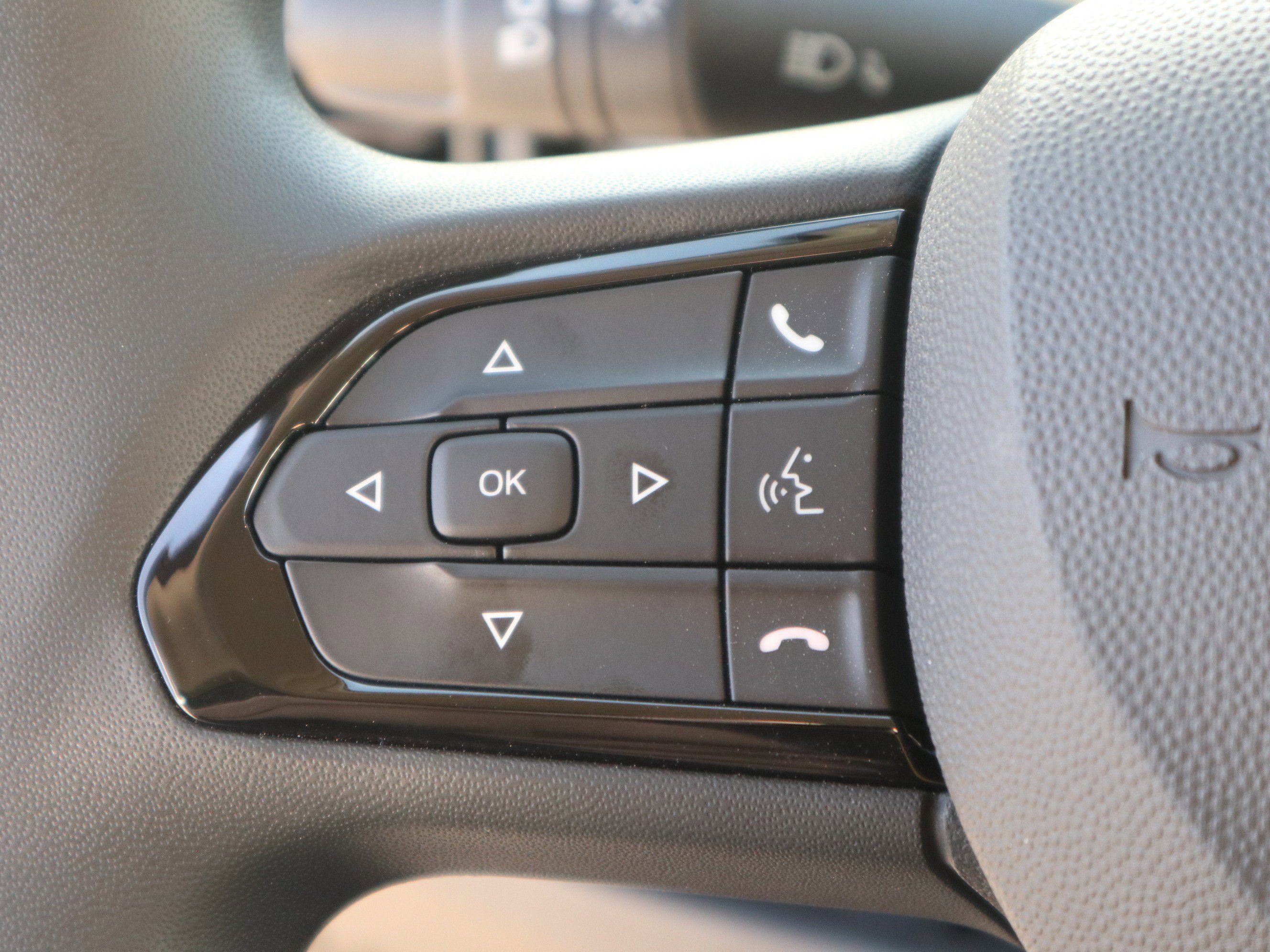 New 2026 RAM ProMaster 2500 w/ Convenience Group image 27