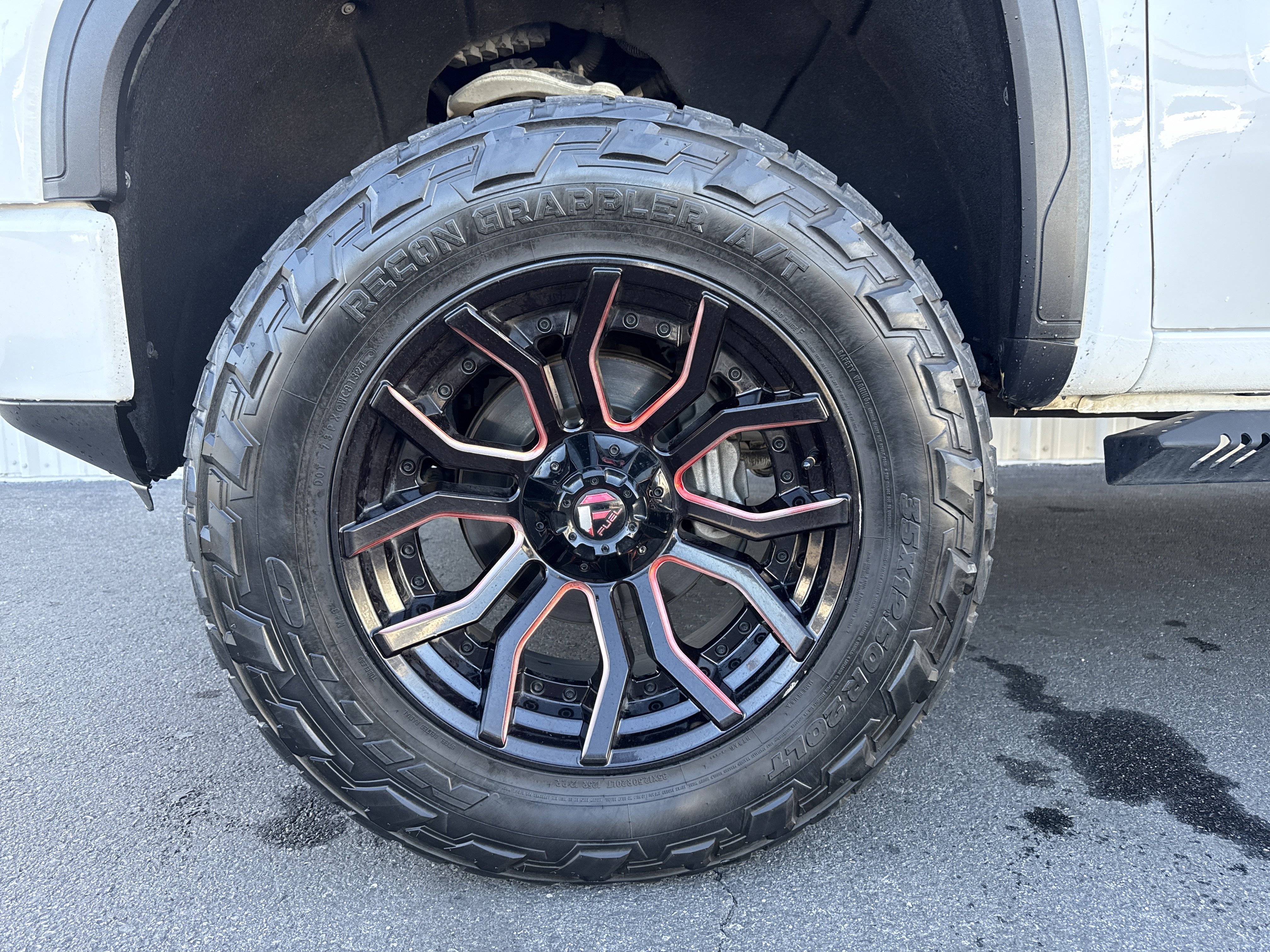 Used 2019 GMC Sierra 1500 AT4 w/ AT4 Premium Package image 5