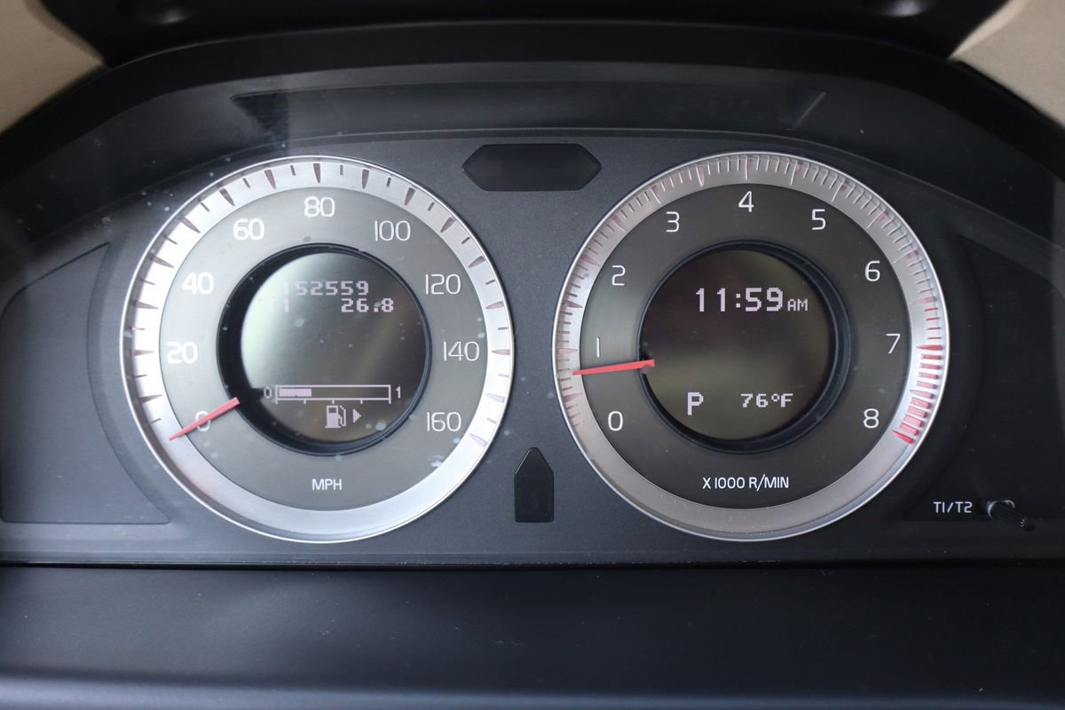 Used 2009 Volvo XC70 T6 image 34