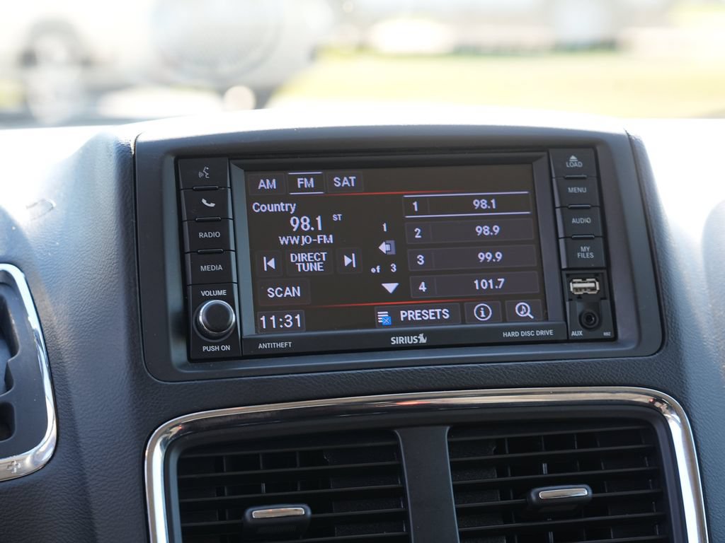 Used 2020 Dodge Grand Caravan SE w/ UConnect Hands-Free Group FWD image 21
