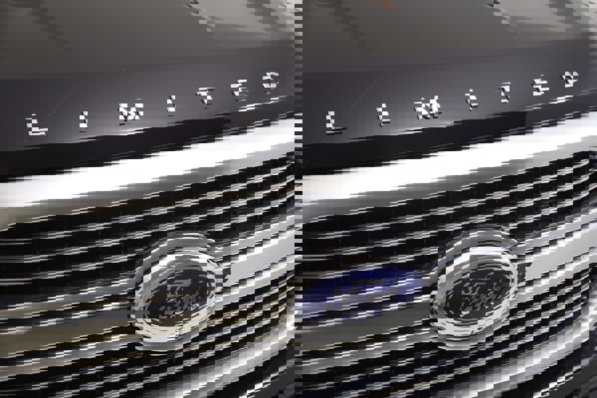 Used 2023 Ford F150 Limited image 20