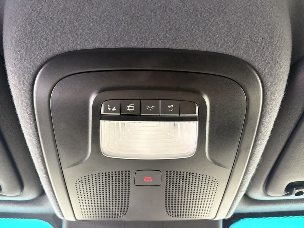 Used 2023 Mercedes-Benz Sprinter 1500 image 22