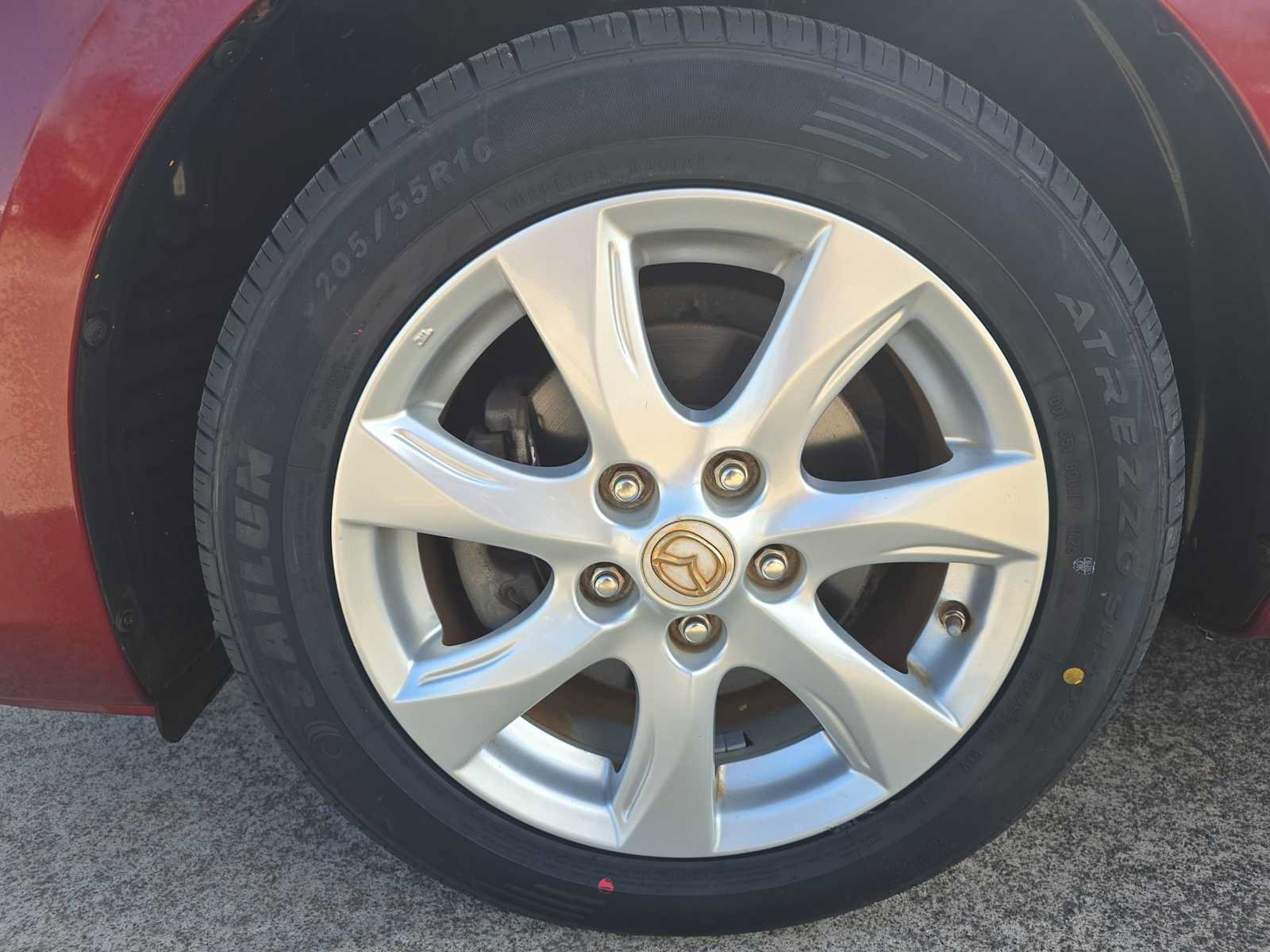 Used 2010 MAZDA MAZDA3 i Touring FWD image 19
