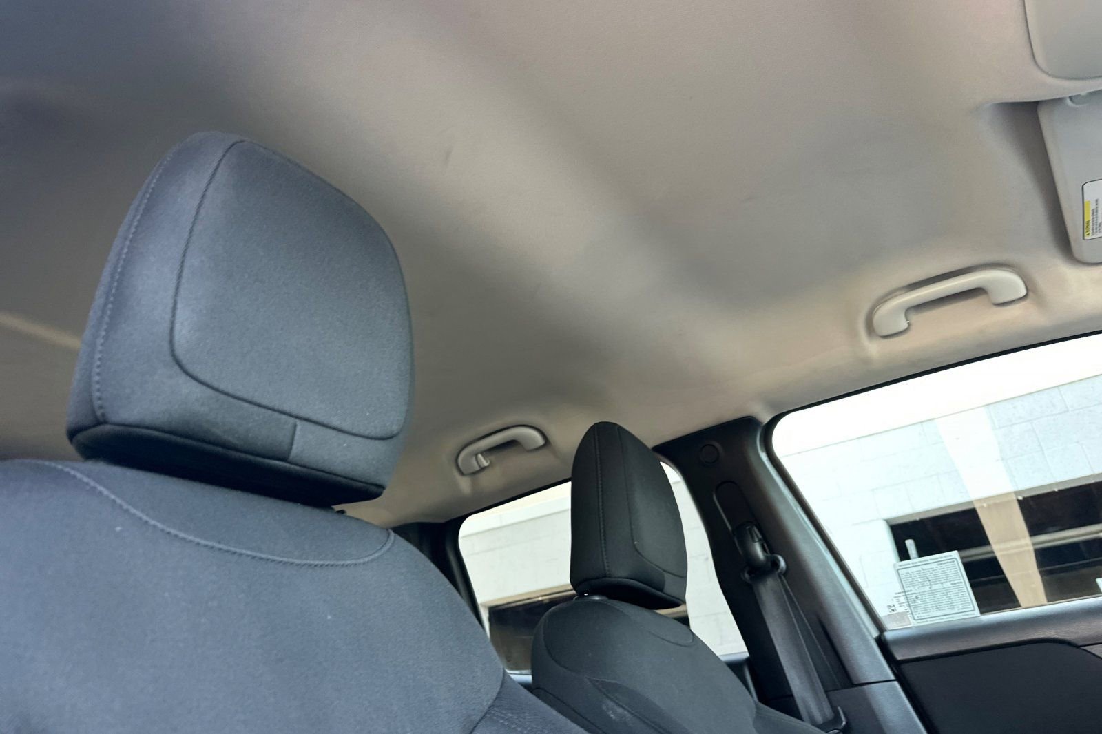 Used 2017 Jeep Renegade Sport w/ Power & Air Group FWD image 16