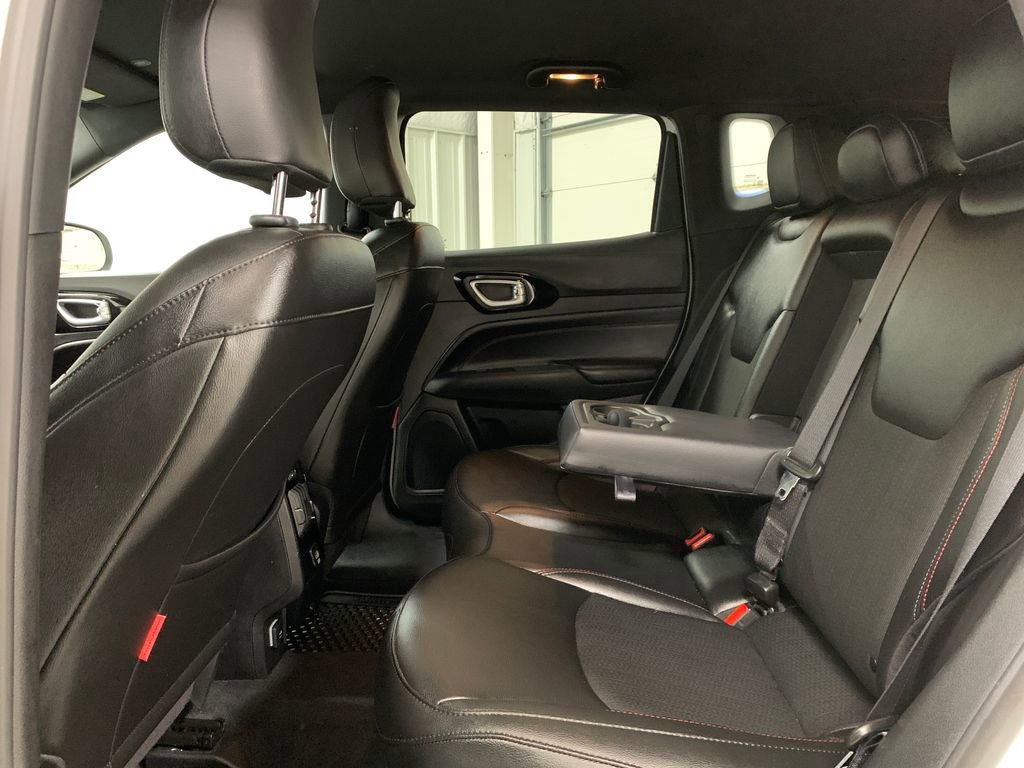 Used 2024 Jeep Compass Trailhawk image 14