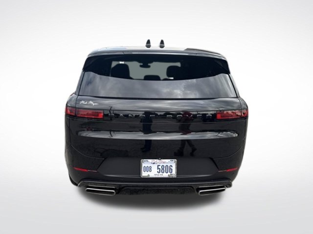 Used 2025 Land Rover Range Rover Sport SE AWD/4WD image 6