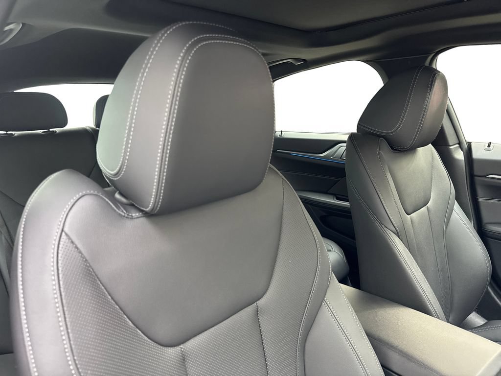 Used 2023 BMW i4 eDrive40 w/ Premium Package RWD image 44