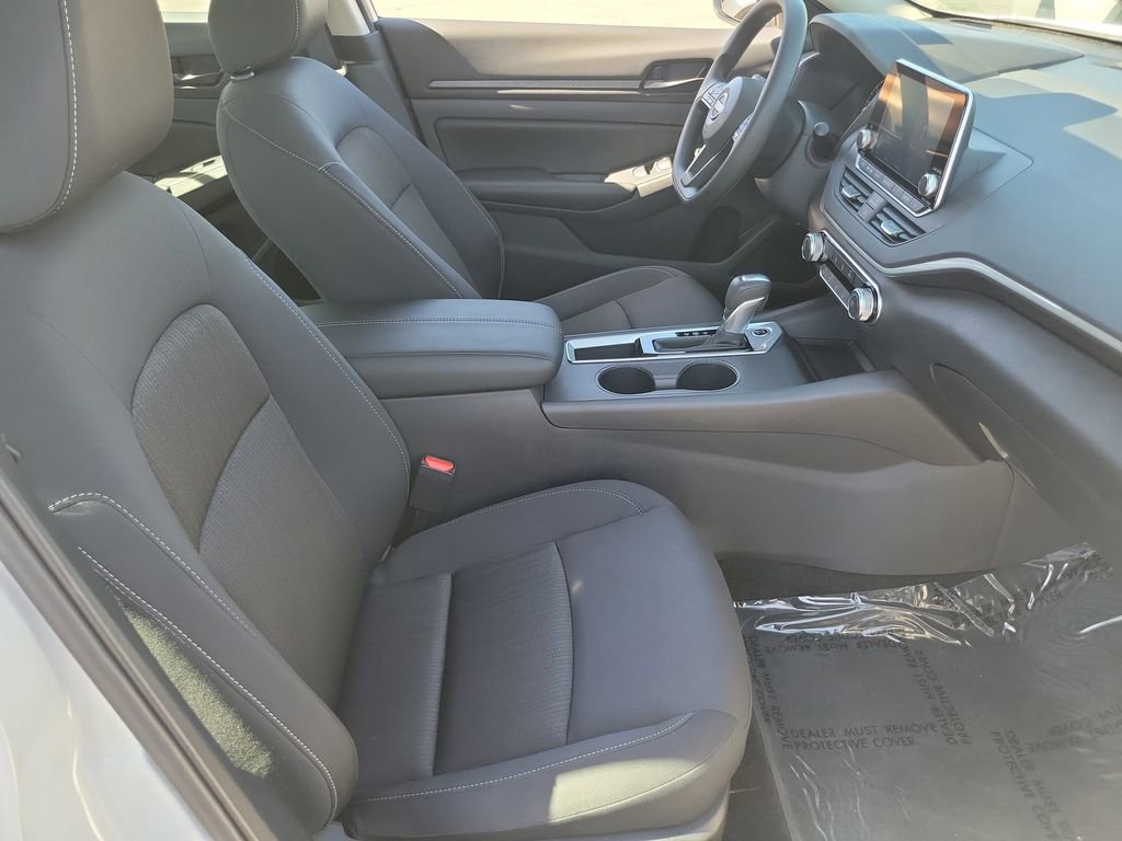 Certified 2025 Nissan Altima 2.5 S image 16