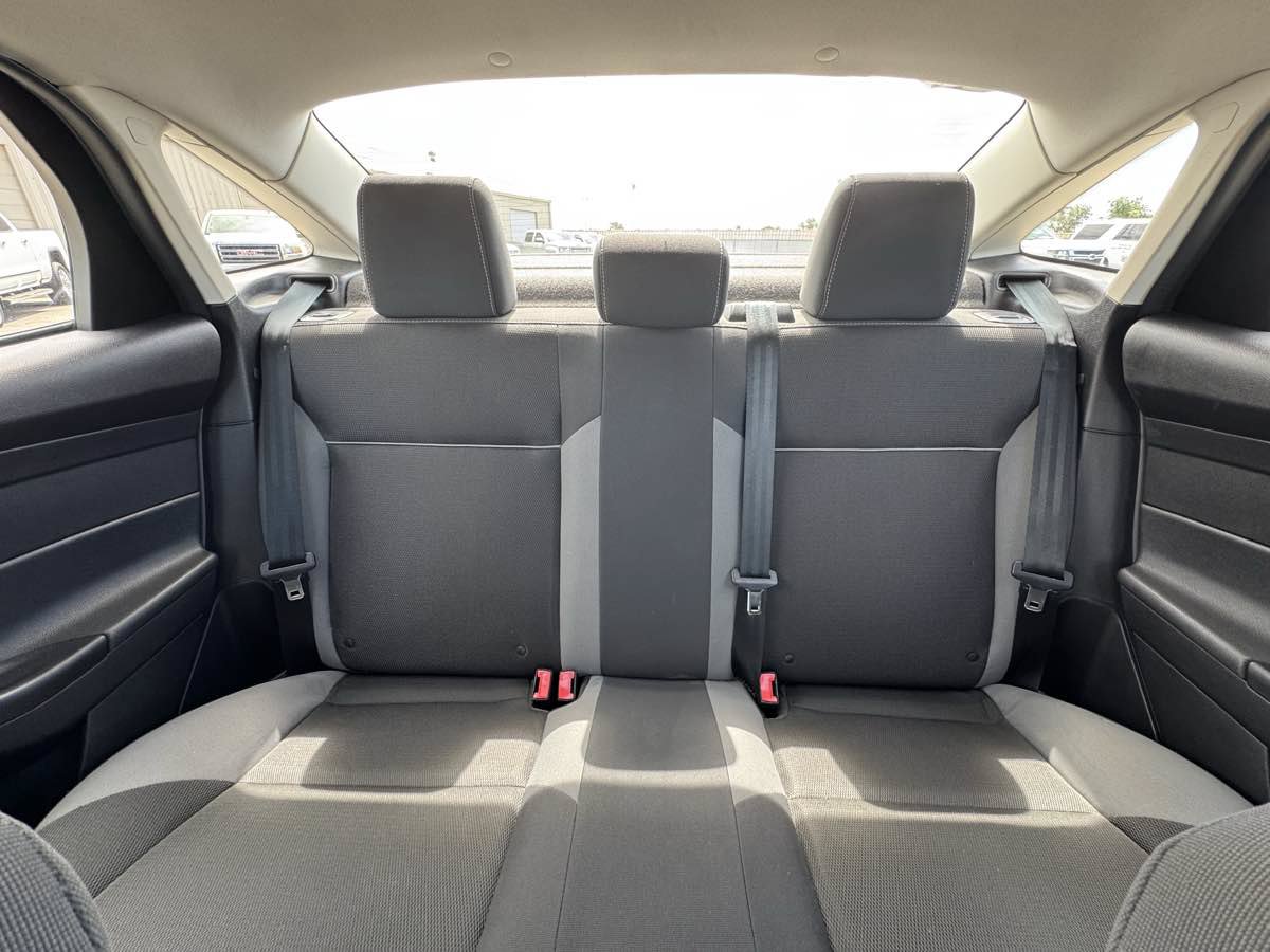 Used 2013 Ford Focus SE FWD image 32