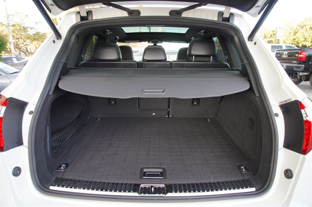Used 2014 Porsche Cayenne S AWD/4WD image 38