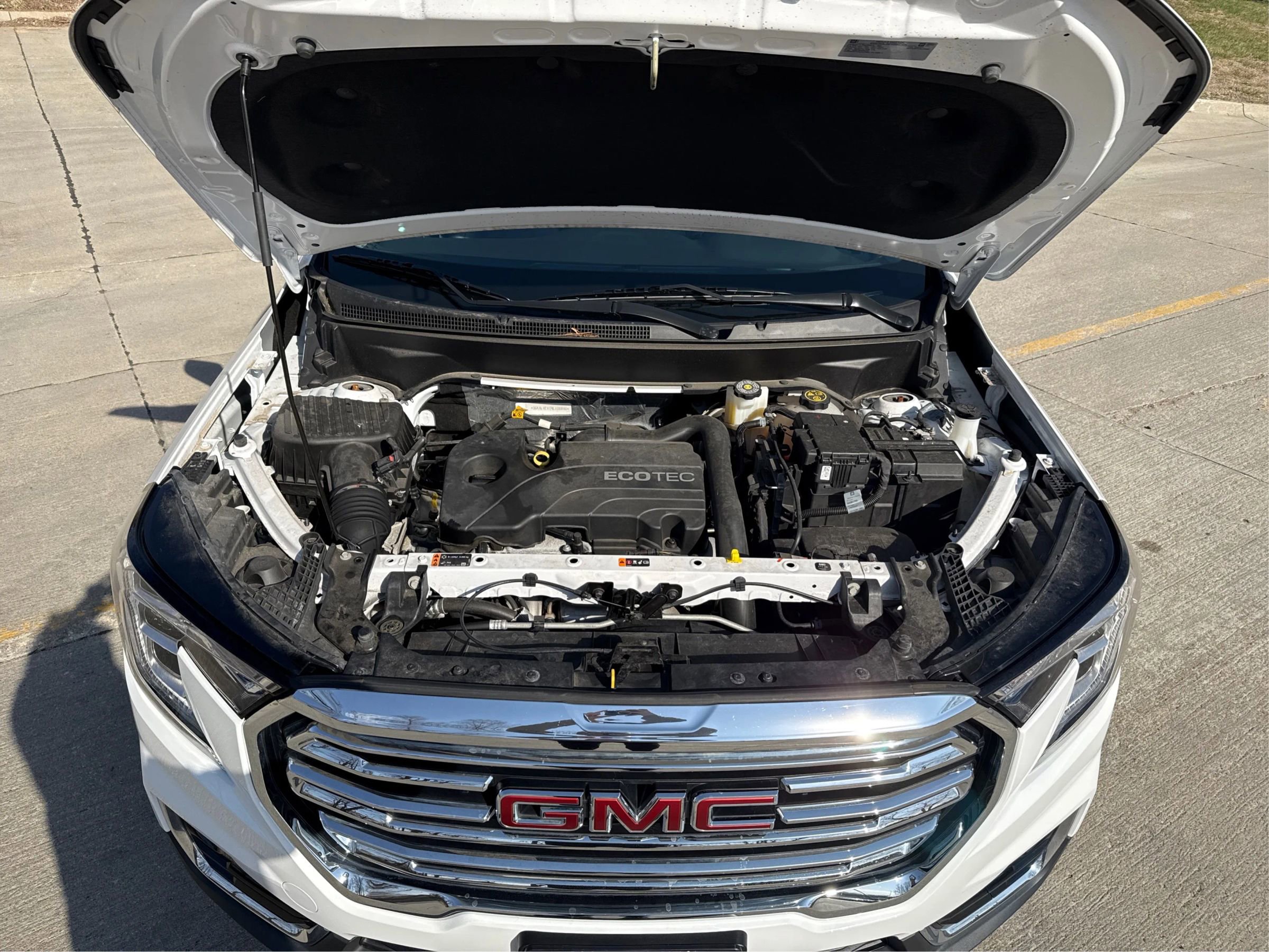 Used 2022 GMC Terrain SLT image 12