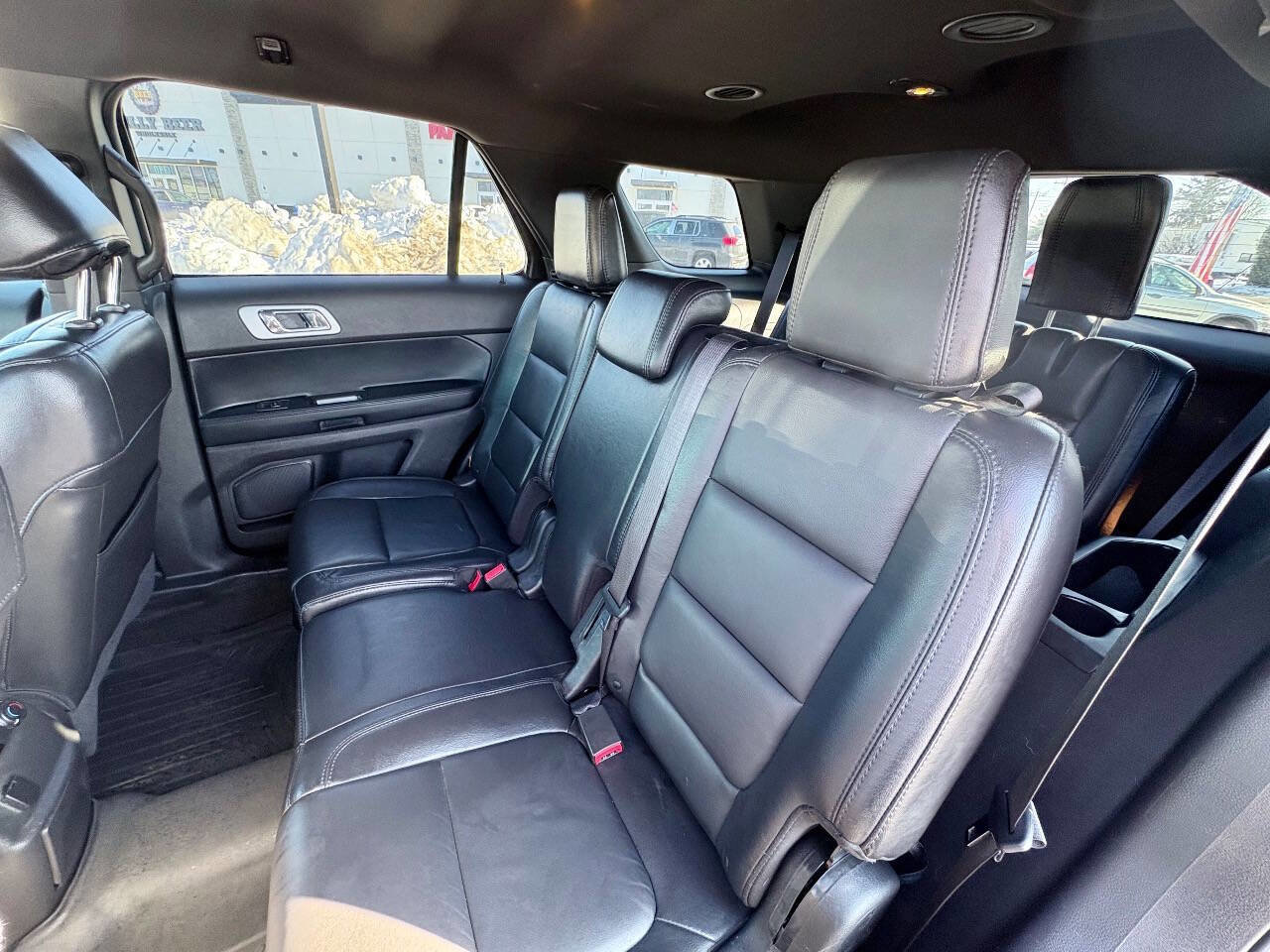 Used 2015 Ford Explorer XLT w/ Equipment Group 202B image 22