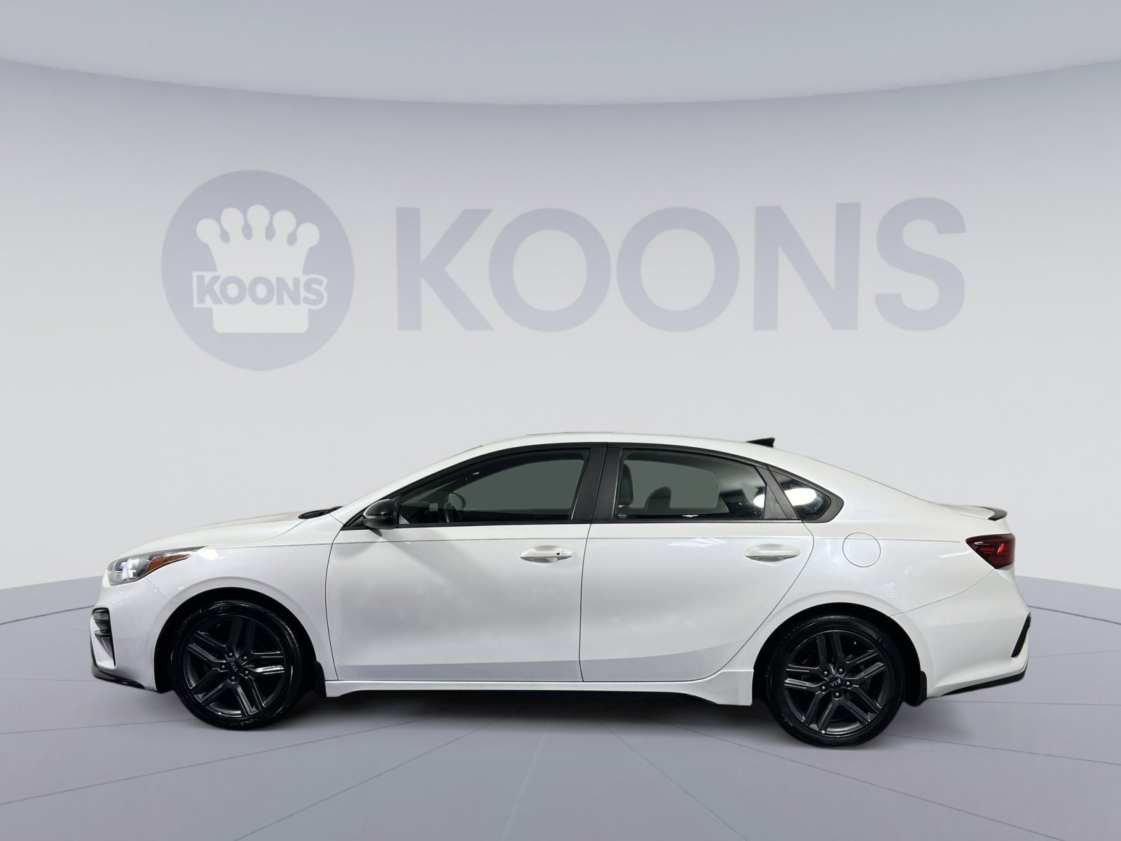 Used 2021 Kia Forte GT-Line w/ GT-Line Premium Package image 2