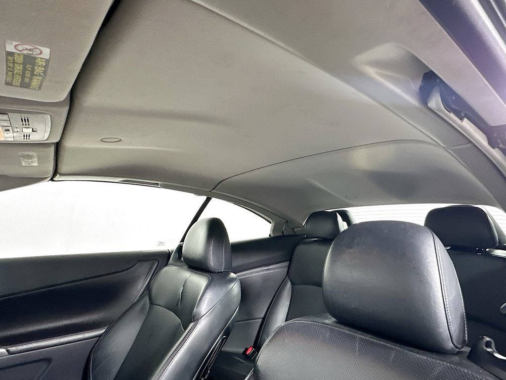 Used 2010 Lexus IS 250C RWD image 11