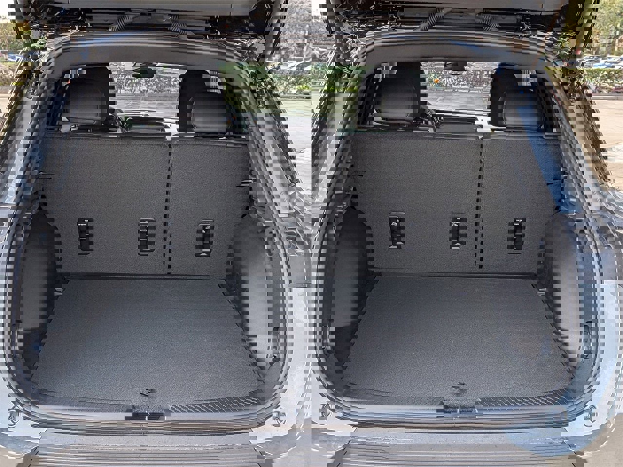 New 2026 Chevrolet Equinox EV LT image 22