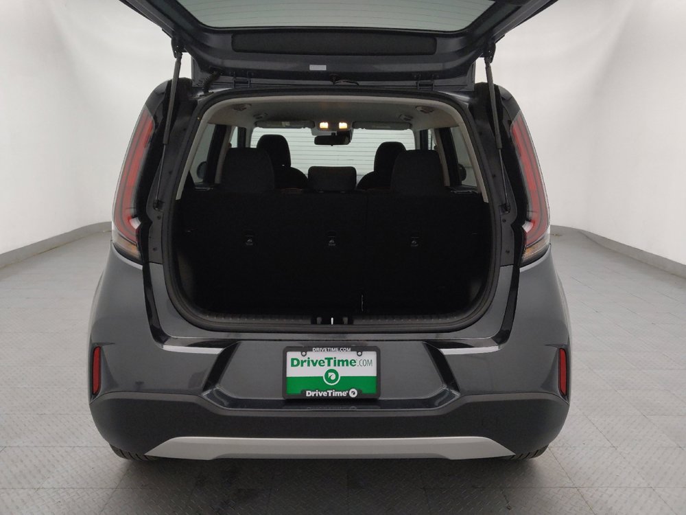 Used 2025 Kia Soul LX w/ LX Technology Package image 29