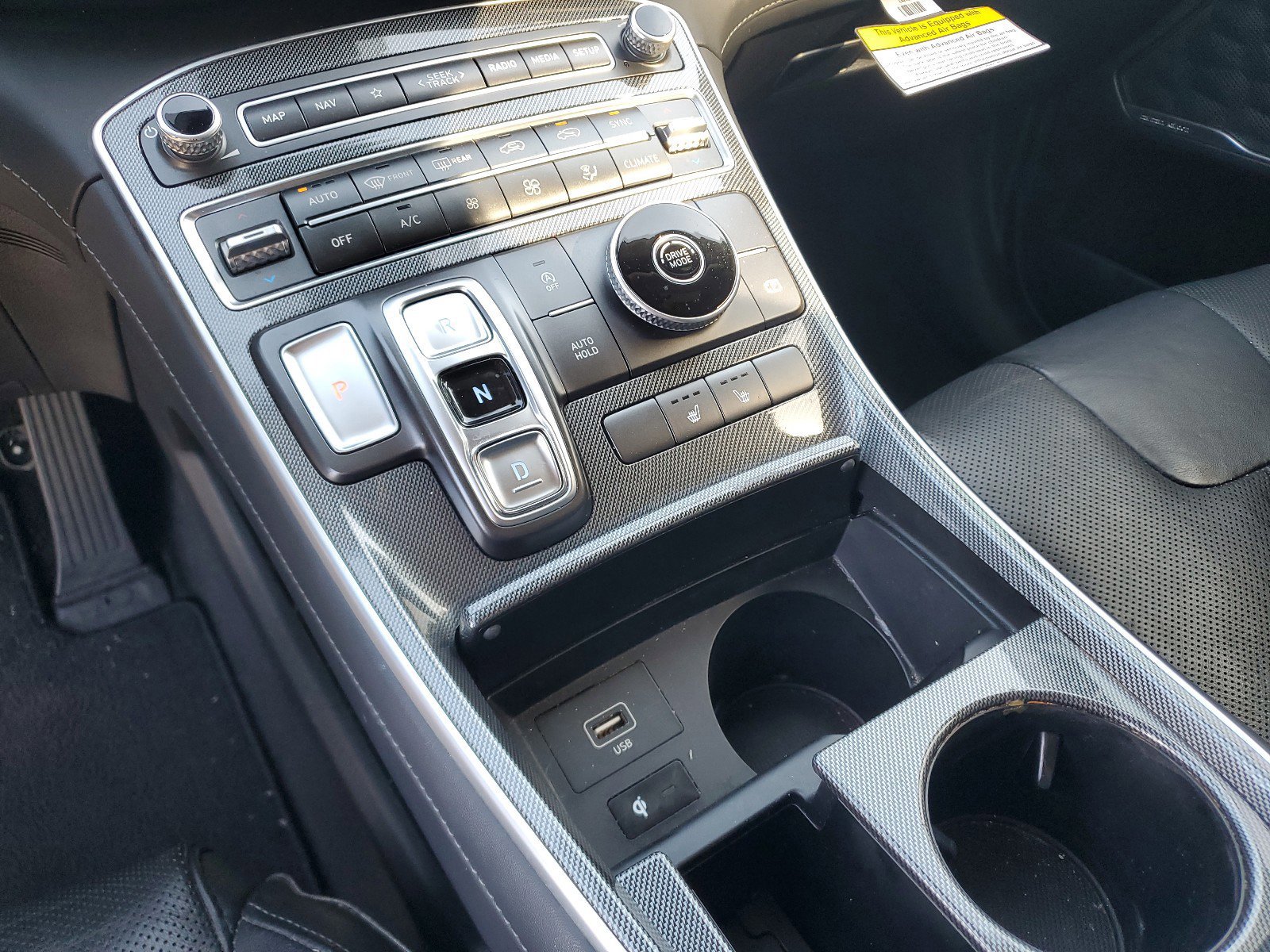 Used 2022 Hyundai Santa Fe SEL w/ Convenience + Premium Package FWD image 21