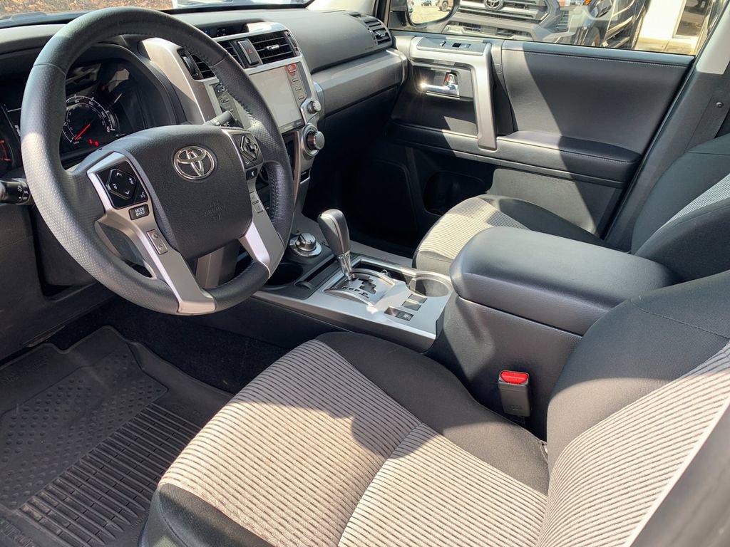 Used 2022 Toyota 4Runner SR5 image 11