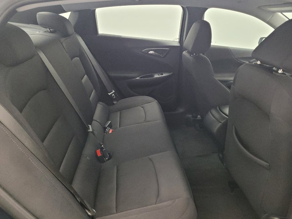 Used 2025 Chevrolet Malibu LS FWD image 19