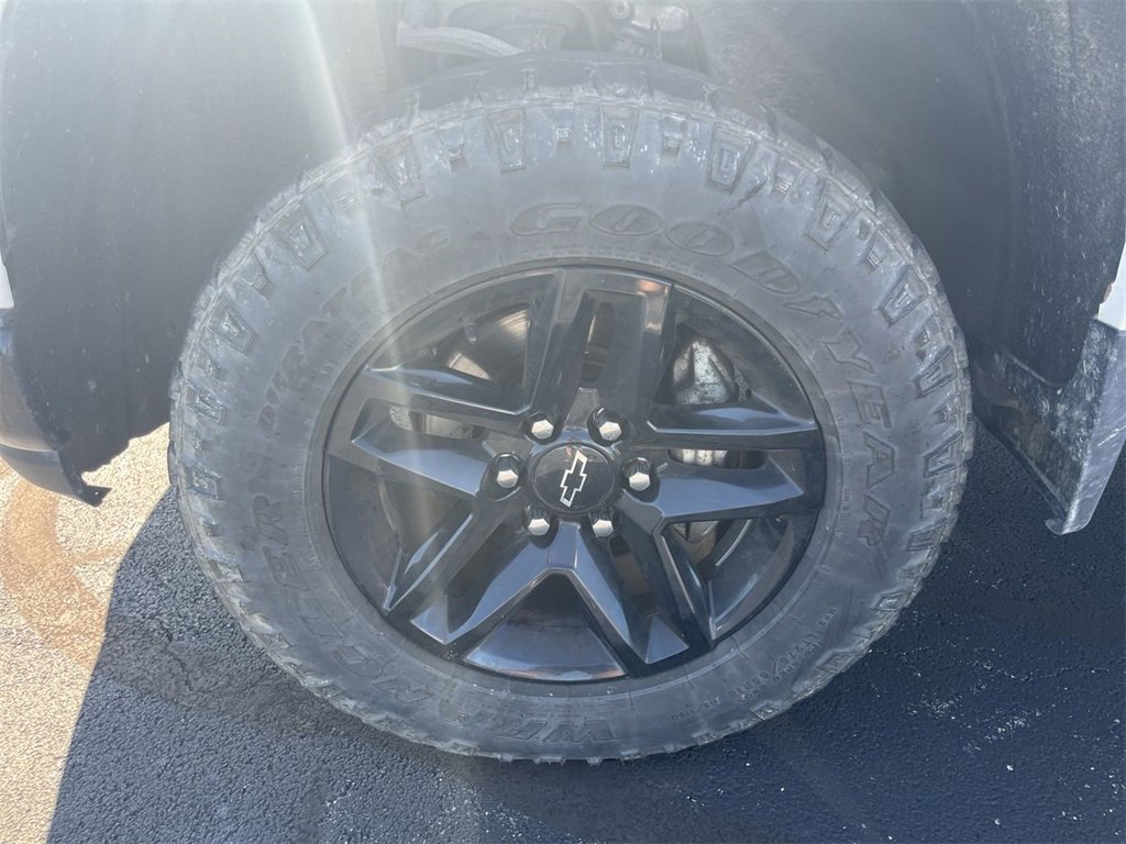 Certified 2021 Chevrolet Silverado 1500 Custom Trail Boss image 30