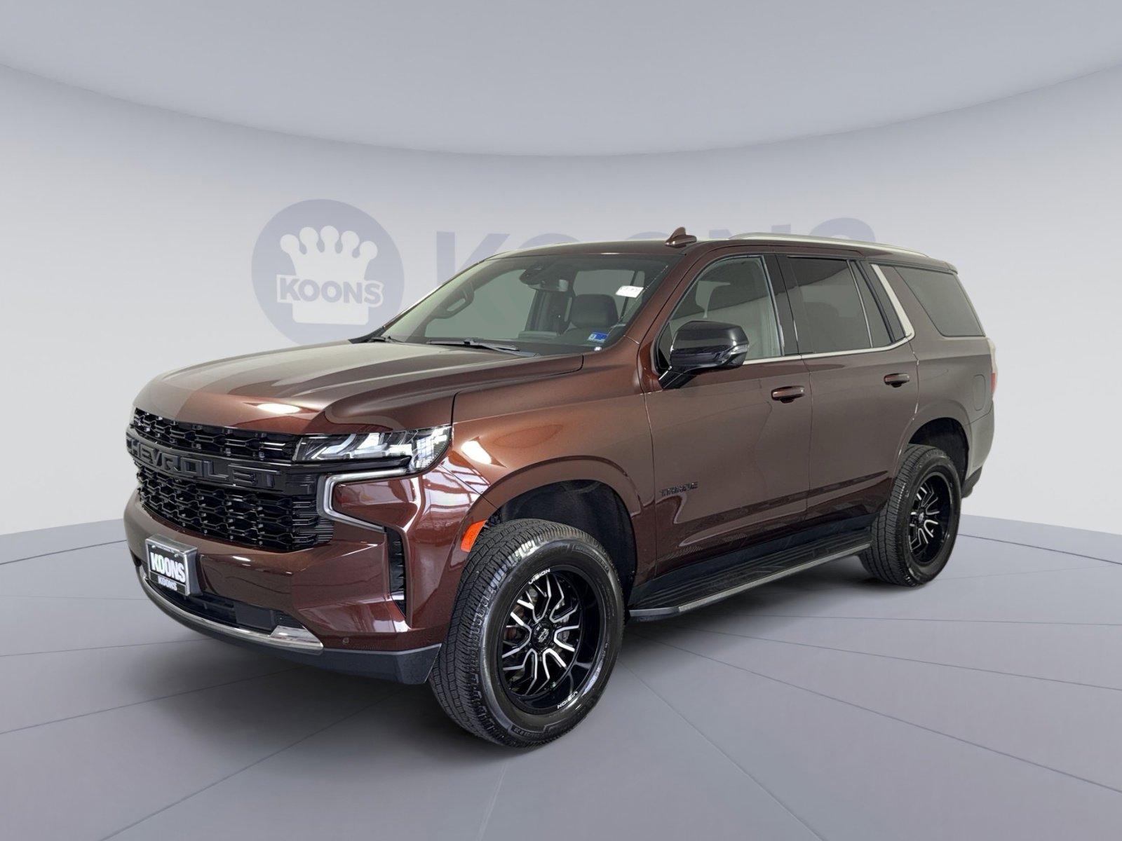 Used 2022 Chevrolet Tahoe LT w/ Luxury Package image 1