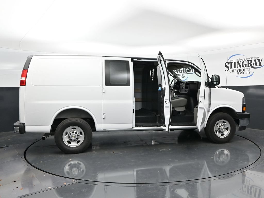 Certified 2025 Chevrolet Express 2500 w/ Driver Convenience Package RWD image 36