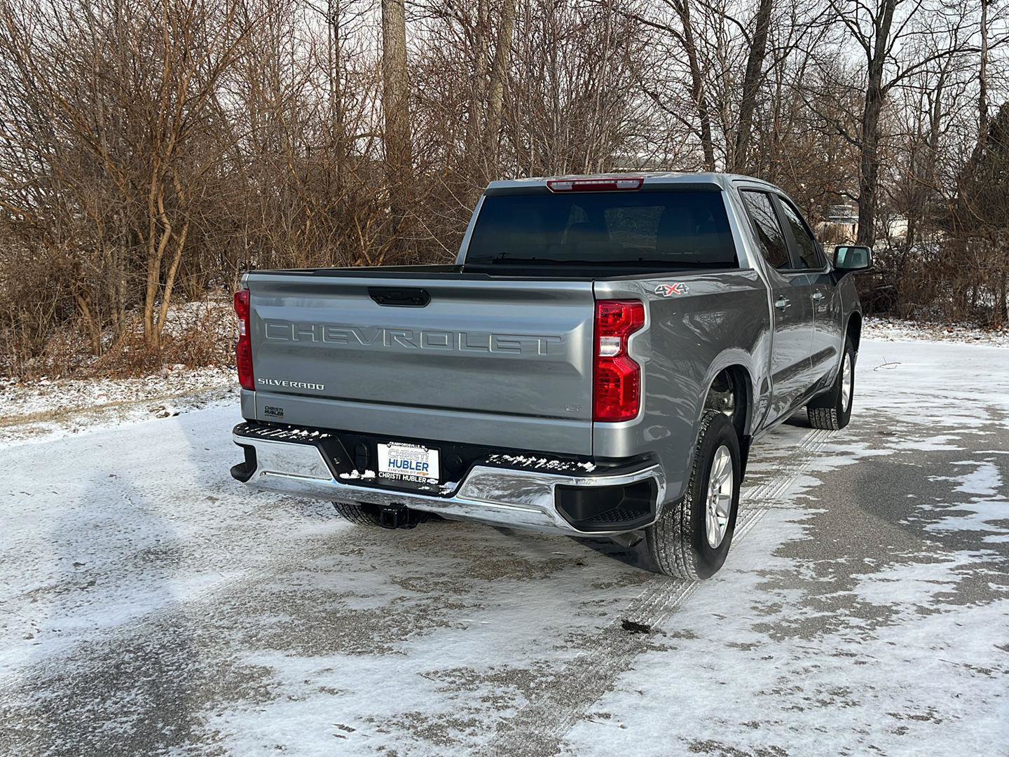 Used 2025 Chevrolet Silverado 1500 LT AWD/4WD image 5
