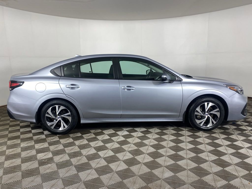 Used 2024 Subaru Legacy Premium image 4