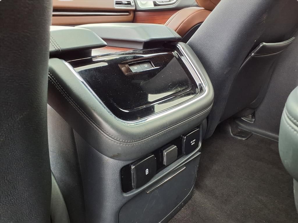 Used 2023 Lincoln Navigator L Reserve image 27